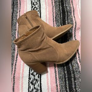 Women’s booties